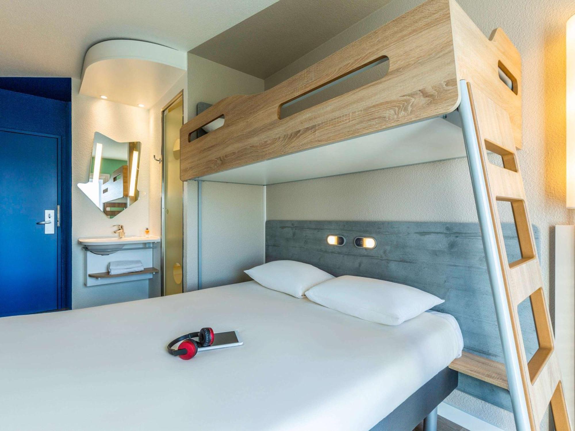 Ibis Budget Versailles - Trappes Eksteriør bilde