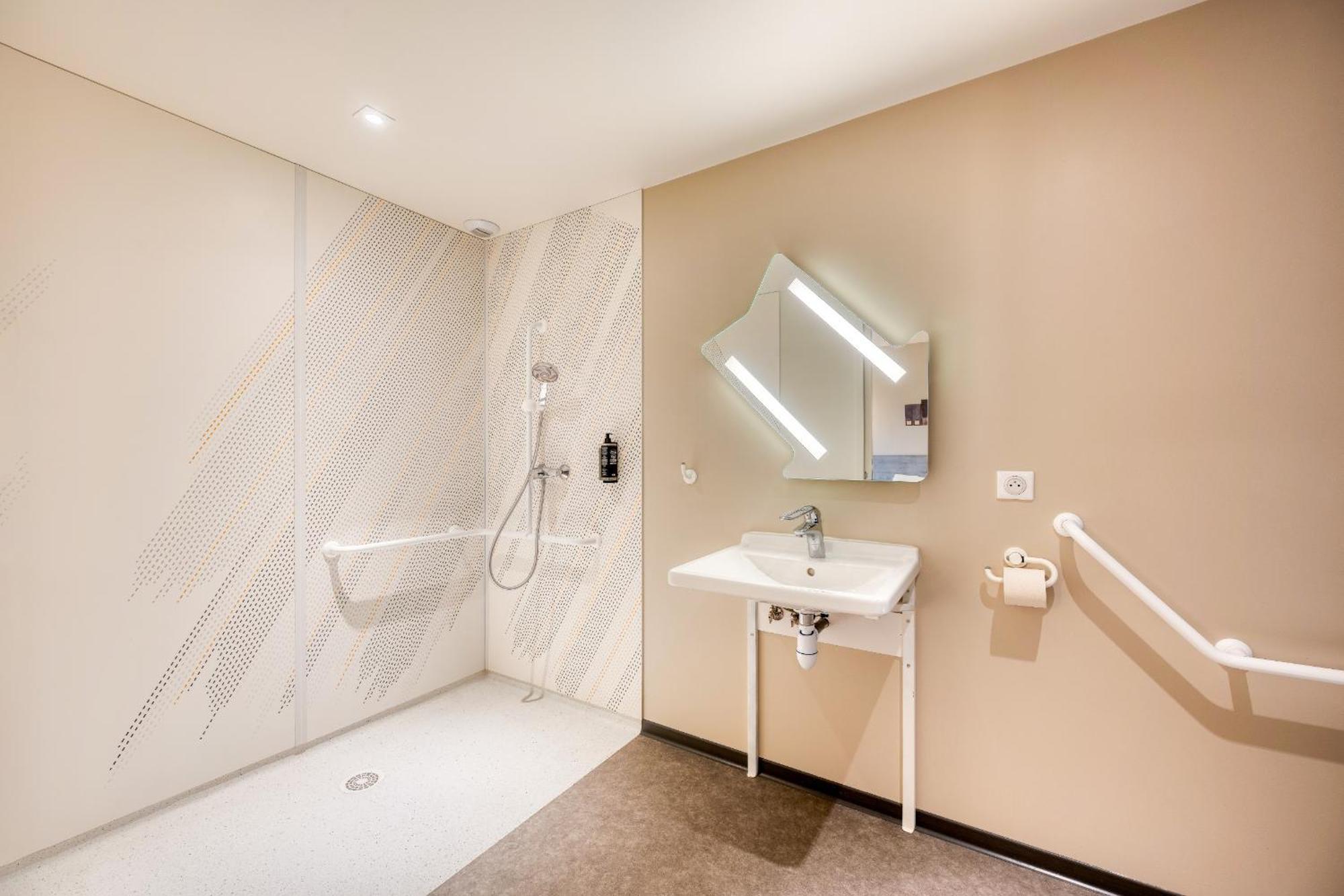 Ibis Budget Versailles - Trappes Eksteriør bilde